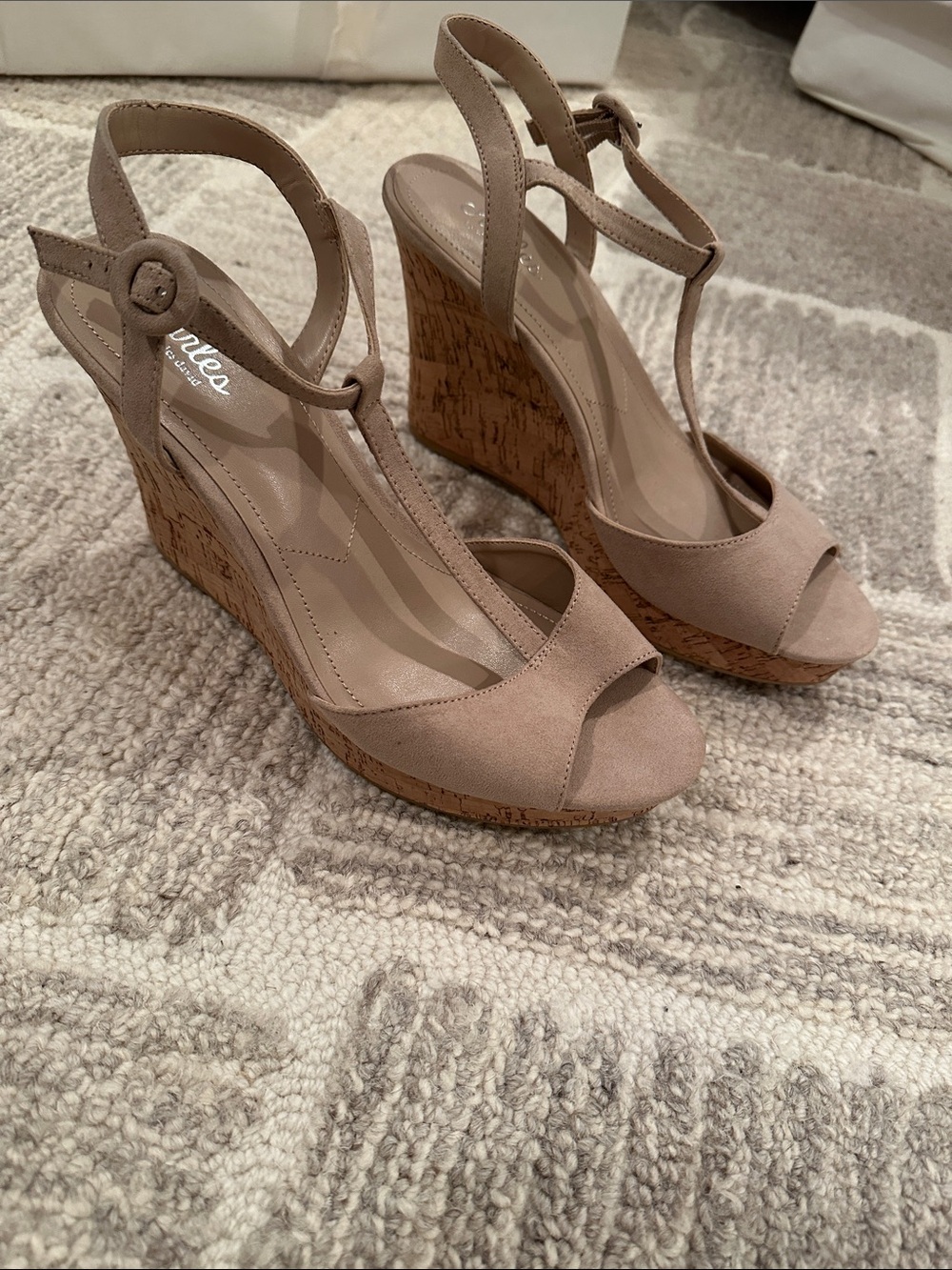 Charles David Taupe Suede Cork Wedge Sandals. NWOT. Size 9.5